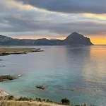 Ciuri Di Mari 산비토로카포